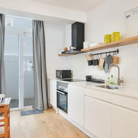 2bdr Coastal Escape By Lovelystay Apartman