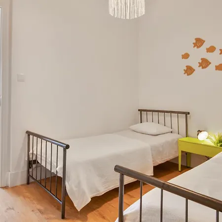 2bdr Coastal Escape By Lovelystay Apartman *