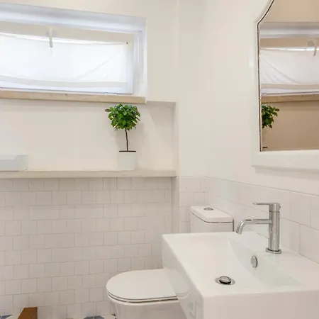 Apartman 2bdr Coastal Escape By Lovelystay