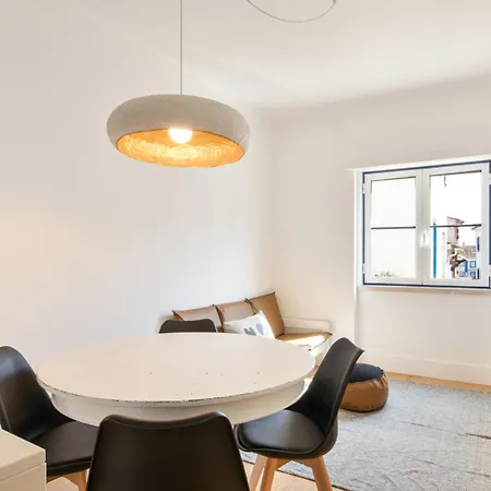2bdr Coastal Escape By Lovelystay Ericeira