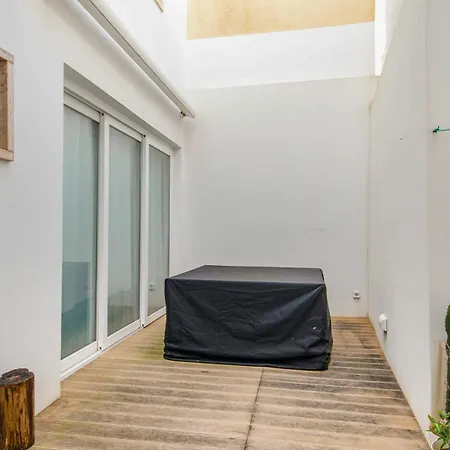 Apartman 2bdr Coastal Escape By Lovelystay