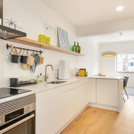 2bdr Coastal Escape By Lovelystay Apartman *