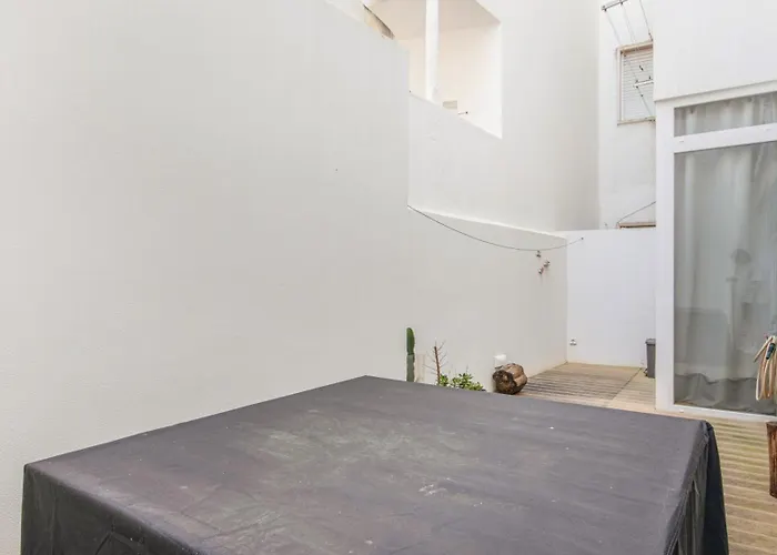 2bdr Coastal Escape By Lovelystay Апартаменты Эрисейра